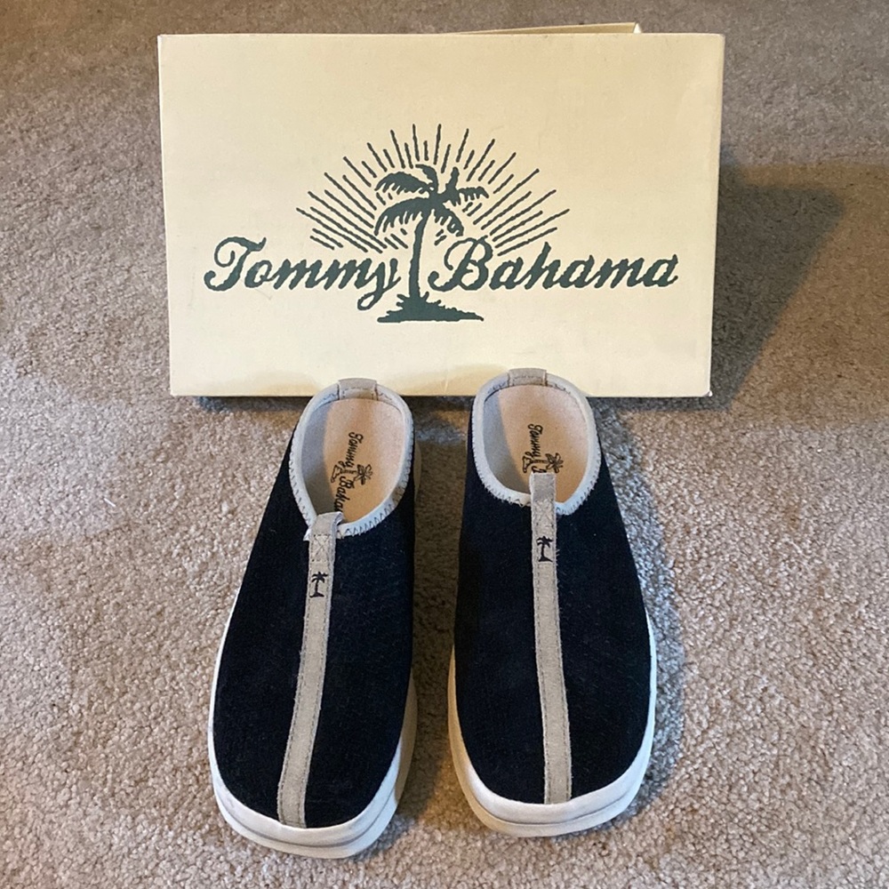 Tommy Bahama slip on sneakers. Island Cargo size 7 black embossed suede